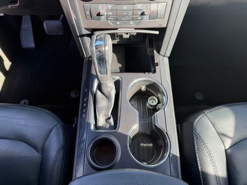 Used 2017 Ford Explorer XLT w/ Equipment Group 202A image 19