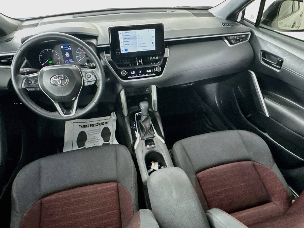 Used 2025 Toyota Corolla Cross AWD Hybrid image 25