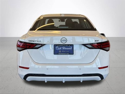 Used 2024 Nissan Sentra SV image 8