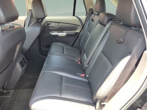 Used 2014 Ford Edge SEL w/ Equipment Group 204A FWD image 13