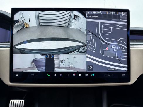 Used 2021 Tesla Model S Plaid image 5