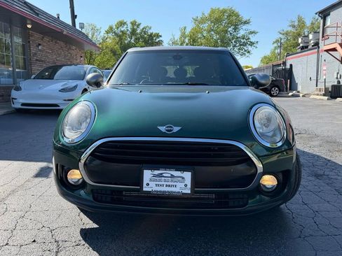 Used 2017 MINI Cooper Clubman FWD image 2