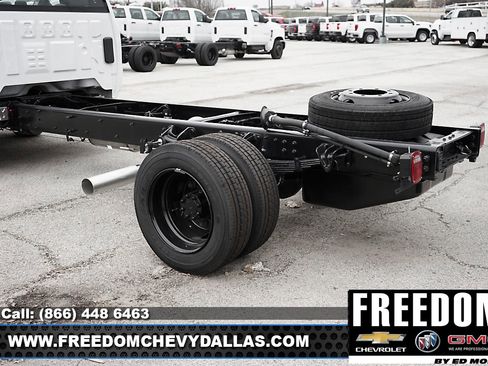 New 2023 Ford F150 LT image 33