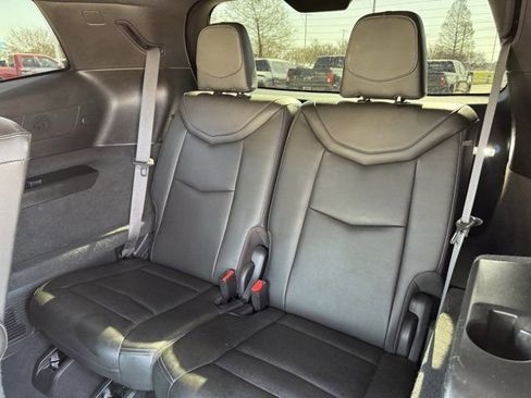 Used 2023 Cadillac XT6 Premium Luxury image 31