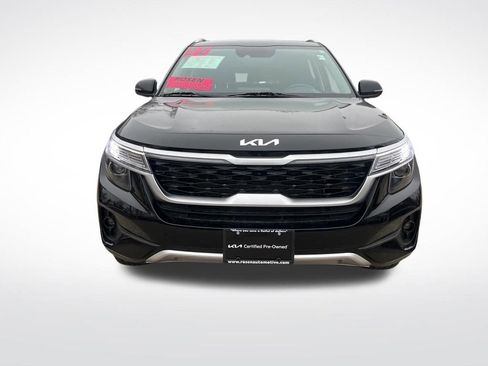 Certified 2022 Kia Seltos EX image 2