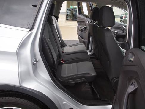 Used 2015 Ford Escape SE w/ Equipment Group 201A AWD/4WD image 7