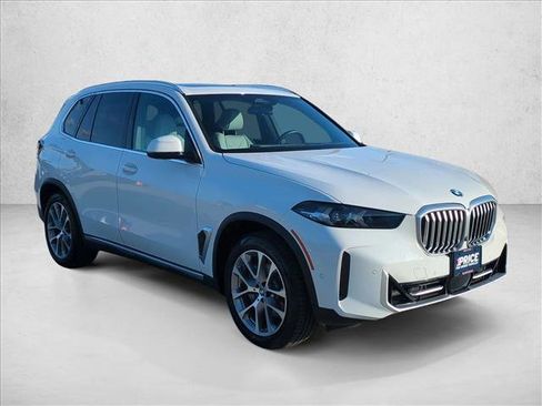 Certified 2024 BMW X5 sDrive40i w/ Parking Assistance Package RWD image 3