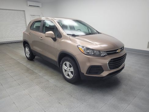 Used 2018 Chevrolet Trax LS AWD/4WD image 11