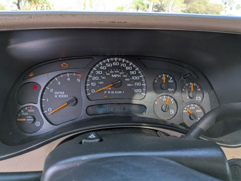 Used 2006 Chevrolet Silverado 3500 LT w/ Onstar Plus Package AWD/4WD image 26