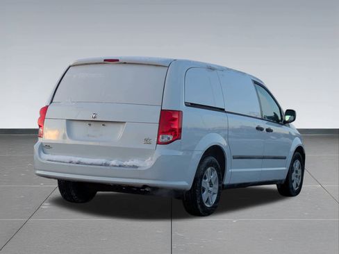 Used 2013 RAM C/V Tradesman image 6