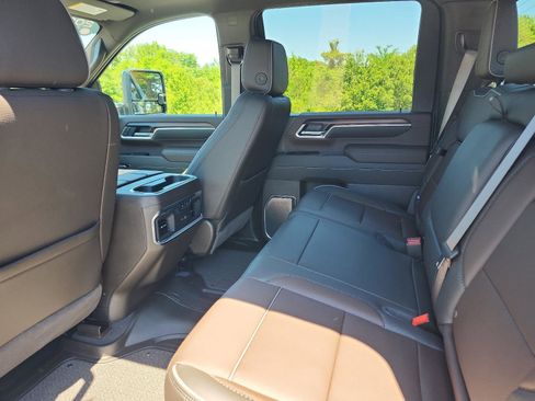 Certified 2025 GMC Sierra 2500 Denali w/ Denali Reserve Package AWD/4WD image 17