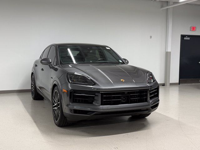 Certified 2024 Porsche Cayenne S AWD/4WD image 10