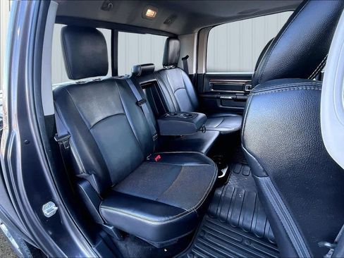 Used 2016 RAM 1500 Laramie w/ Convenience Group image 26