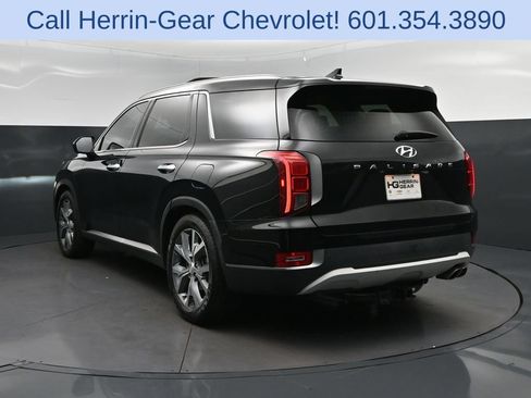 Used 2021 Hyundai Palisade SEL w/ Premium Package FWD image 5