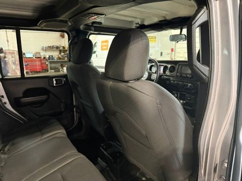 Used 2020 Jeep Wrangler Unlimited Sport AWD/4WD image 15
