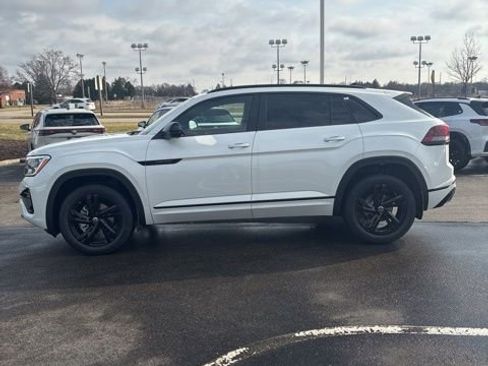 New 2026 Volkswagen Atlas Cross Sport SEL R-Line AWD/4WD image 9