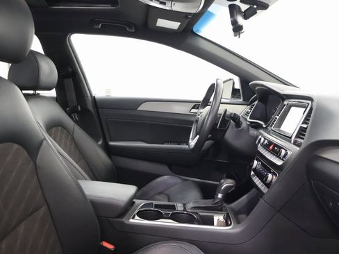 Used 2018 Hyundai Sonata Sport image 21