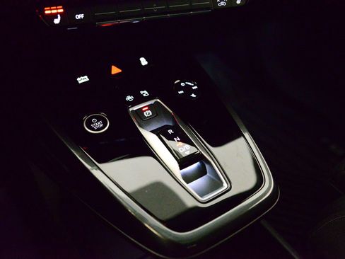 Certified 2023 Audi Q4 e-tron Premium Plus w/ Premium Plus image 15