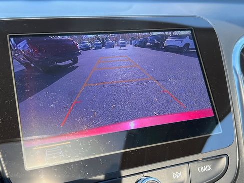 Used 2020 Chevrolet Equinox LT image 11