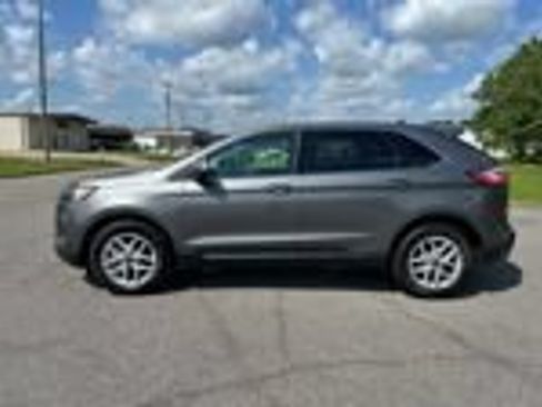 Used 2023 Ford Edge SEL w/ Convenience Package AWD/4WD image 7