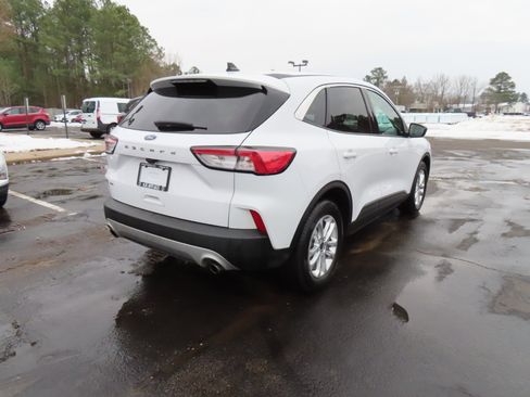 Used 2022 Ford Escape SE w/ Convenience Package image 8