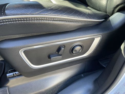 Certified 2023 RAM 1500 Laramie image 12