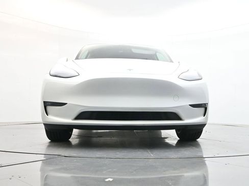 Used 2023 Tesla Model Y Long Range AWD/4WD image 30