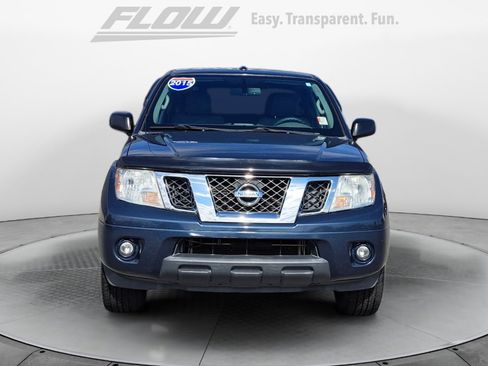 Used 2015 Nissan Frontier SV w/ SV Value Truck Package RWD image 3