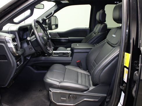 Used 2026 Ford F250 Platinum AWD/4WD image 14