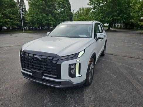 Used 2025 Hyundai Palisade Limited AWD/4WD image 2