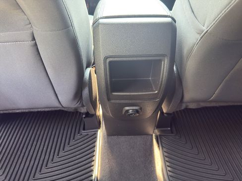 Used 2014 Ford Escape SE AWD/4WD image 38