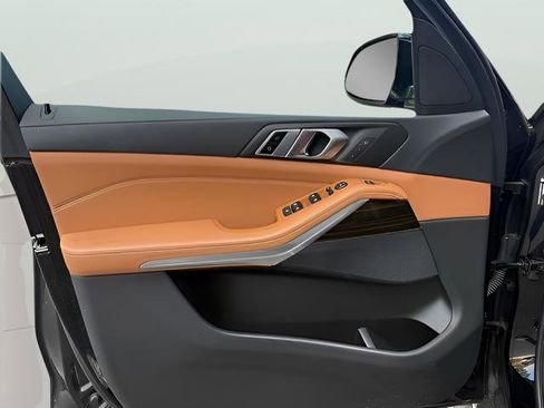 Used 2023 BMW X5 xDrive40i w/ Premium Package image 26