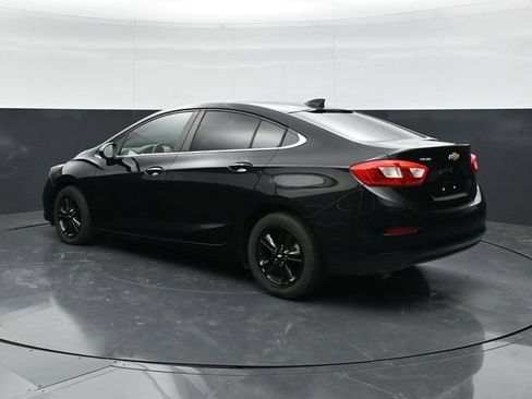 Used 2016 Chevrolet Cruze LT w/ LT Convenience Package FWD image 7