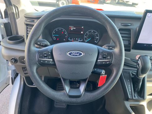 Used 2022 Ford Transit 350 XLT image 10