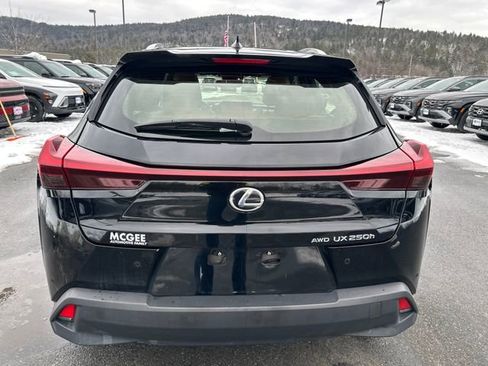 Used 2024 Lexus UX 250h AWD w/ Premium Package image 4