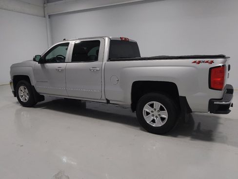 Used 2018 Chevrolet Silverado 1500 LT w/ All Star Edition AWD/4WD image 3