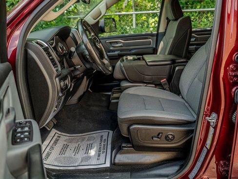 Used 2019 RAM 1500 Big Horn AWD/4WD image 13