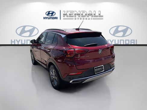 Used 2022 Buick Encore GX Essence w/ Experience Buick Package FWD image 4