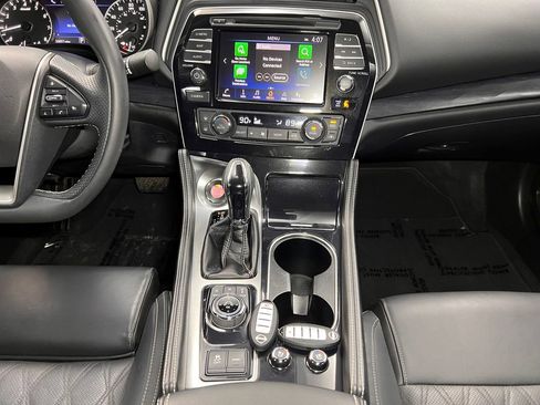 Used 2023 Nissan Maxima Platinum w/ Sport Mat Group FWD image 13