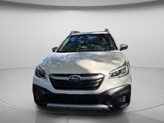 Used 2020 Subaru Outback Touring XT AWD/4WD image 3