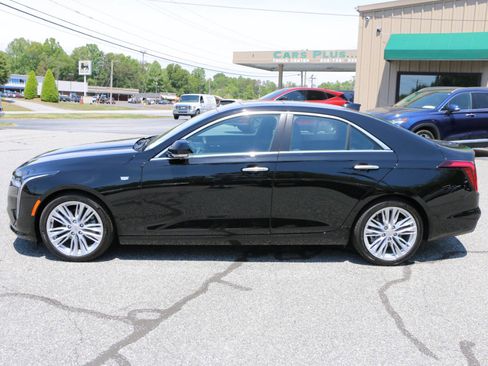 Used 2026 Cadillac CT4 Premium Luxury RWD image 2