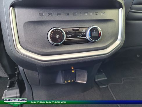 Used 2025 Ford Expedition Max Active image 16