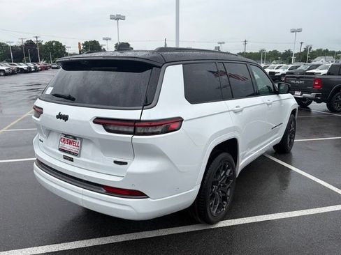 New 2026 Jeep Grand Cherokee L Summit AWD/4WD image 7