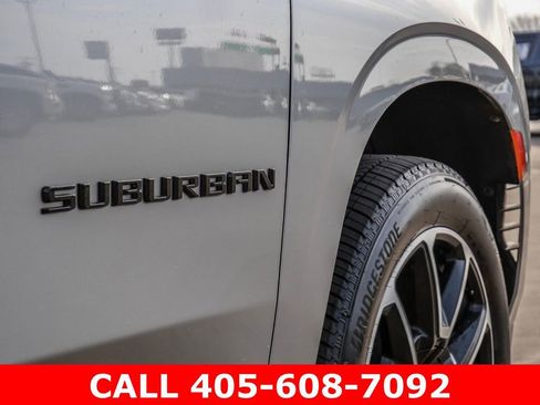 Used 2024 Chevrolet Suburban RST w/ Sport Performance Package AWD/4WD image 10