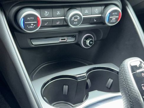 New 2025 Alfa Romeo Giulia w/ Driving Assist Package image 26