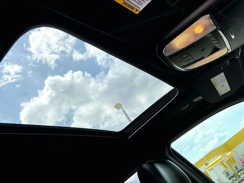 Used 2021 Jeep Grand Cherokee Laredo X AWD/4WD image 22