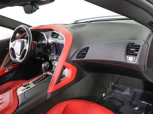 Used 2017 Chevrolet Corvette Z06 w/ Z07 Performance Package RWD image 26