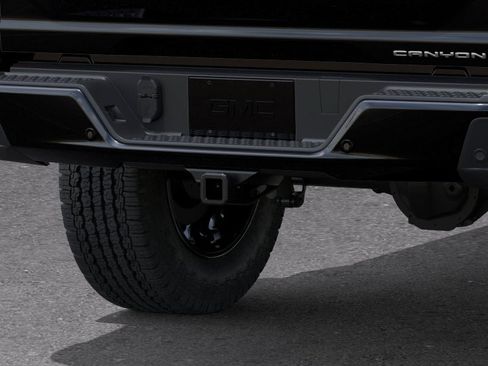 New 2026 GMC Canyon Denali AWD/4WD image 14