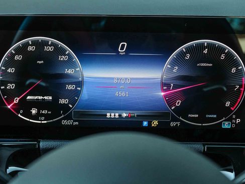 Certified 2025 Mercedes-Benz GLA 35 AMG 4MATIC image 25