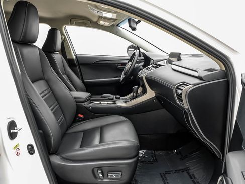 Used 2017 Lexus NX 200t FWD image 28